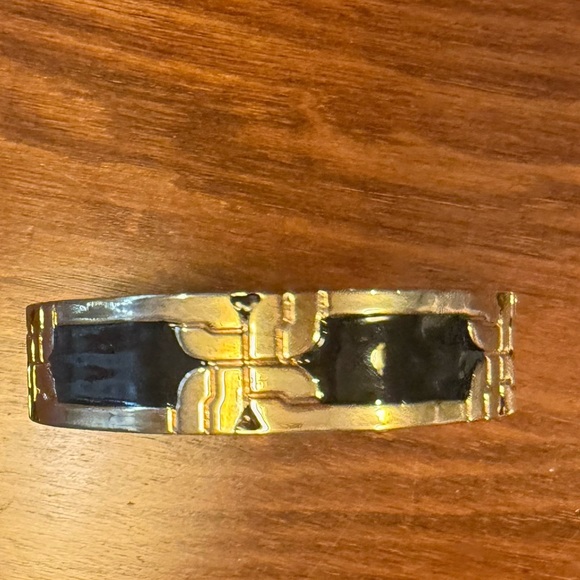 Milly Gold and Black Enamel Bangle

MSRP $148 - Picture 5 of 8